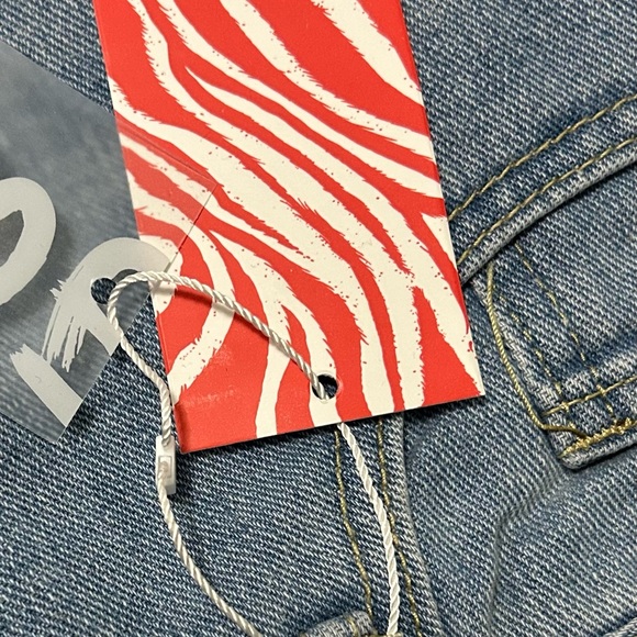 Distressed Denim Skirt Brand New Size Large !NOT USED ITS BRAND NEW Size 8/10 - Picture 12 of 12